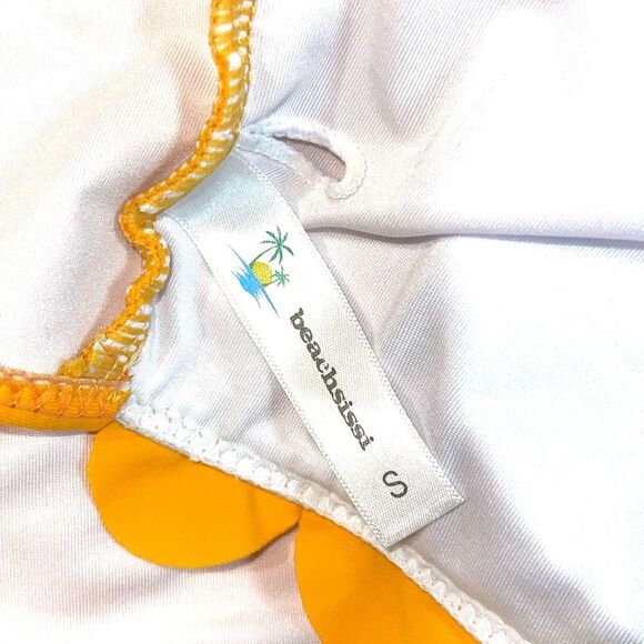 Beachsissi Women's Scalloped Halter Bikini Set | Size Small - Picture 4 of 5